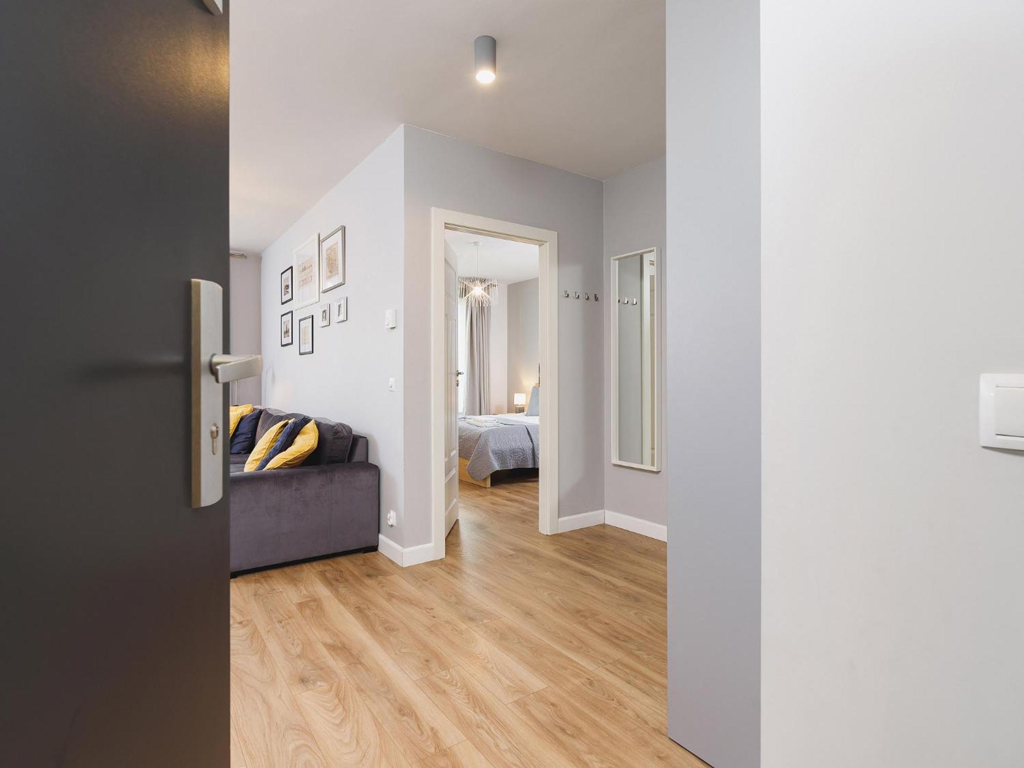 Lemir Apartments Wawrzynca 21 Krakow Bilik gambar